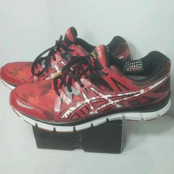 Asics Other - Asics Gel Blur  33 Mens Red/Black/White Canada Flag Edition Trainers,US 9.5.